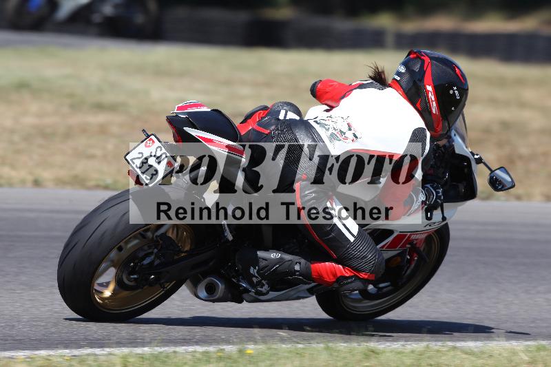 Archiv-2022/50 09.08.2022 MSS und TÖFF Track Day ADR/Gruppe blau/team